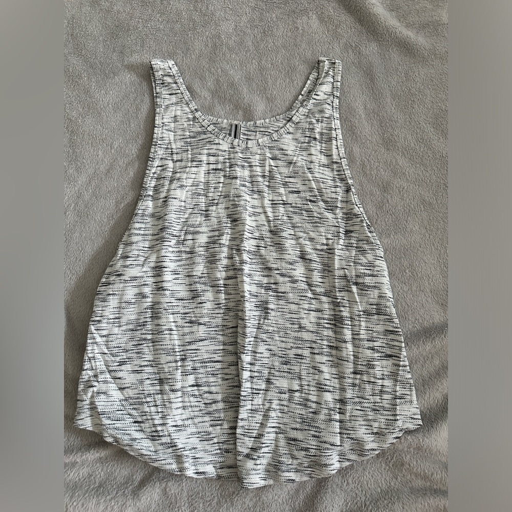 lululemon tank top size 6
